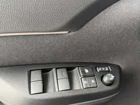 Toyota Yaris Cross (2026) thumbnail 14