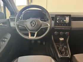 Renault Clio (2024) thumbnail 10