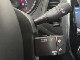 Renault Captur (2018) thumbnail 31