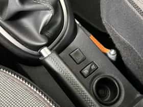 Renault Captur (2018) thumbnail 34