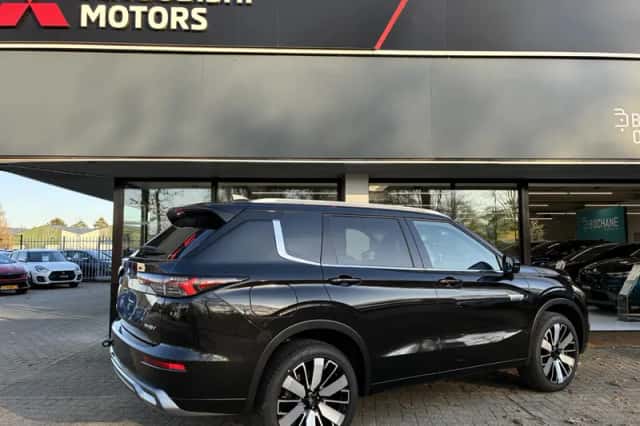 Mitsubishi Outlander (2026) thumbnail 5
