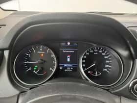 Nissan Qashqai (2021) thumbnail 4