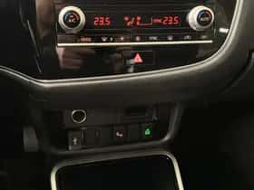 Mitsubishi Outlander (2021) thumbnail 12