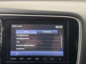 Mitsubishi Outlander (2021) thumbnail 32