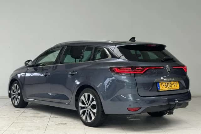 Renault Mégane (2023) thumbnail 6