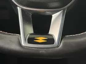 Renault Captur (2022) thumbnail 24