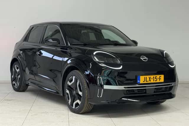Nissan Micra (2025) thumbnail 3