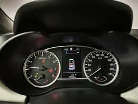 Nissan Micra (2022) thumbnail 4