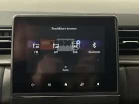 Renault Captur (2021) thumbnail 28