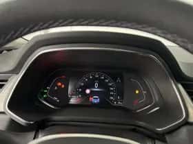 Renault Captur (2021) thumbnail 4