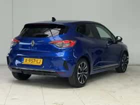 Renault Clio (2023) thumbnail 2