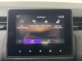 Renault Clio (2023) thumbnail 39