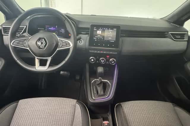 Renault Clio (2023) thumbnail 3