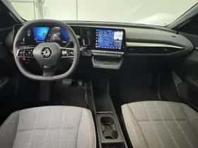 Renault Mégane E-Tech (2025) thumbnail 3