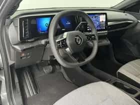 Renault Mégane E-Tech (2025) thumbnail 28
