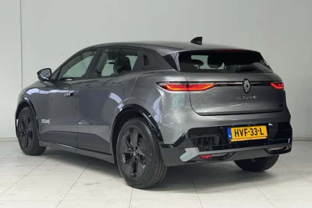 Renault Mégane E-Tech (2025) thumbnail 6