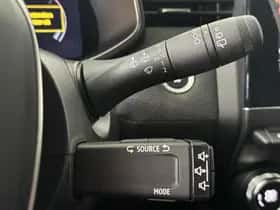 Renault Clio (2024) thumbnail 23
