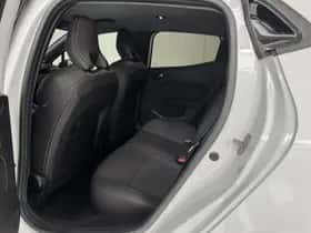 Renault Clio (2024) thumbnail 36