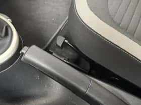 Renault Twingo (2014) thumbnail 21