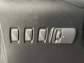 Renault Twingo (2014) thumbnail 23