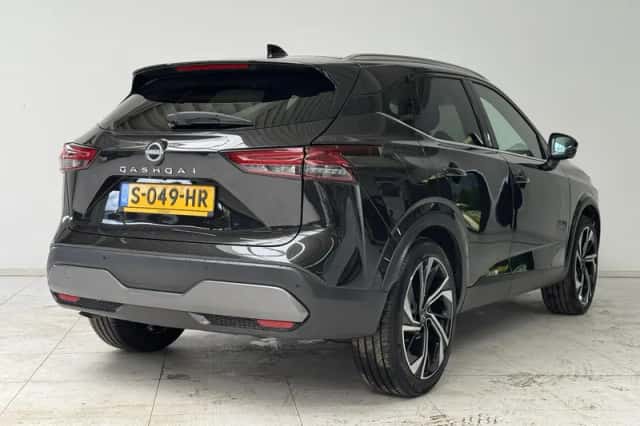 Nissan Qashqai (2023) thumbnail 2
