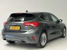 Ford Focus (2020) thumbnail 2