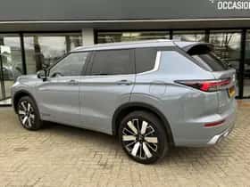 Mitsubishi Outlander (2026) thumbnail 3