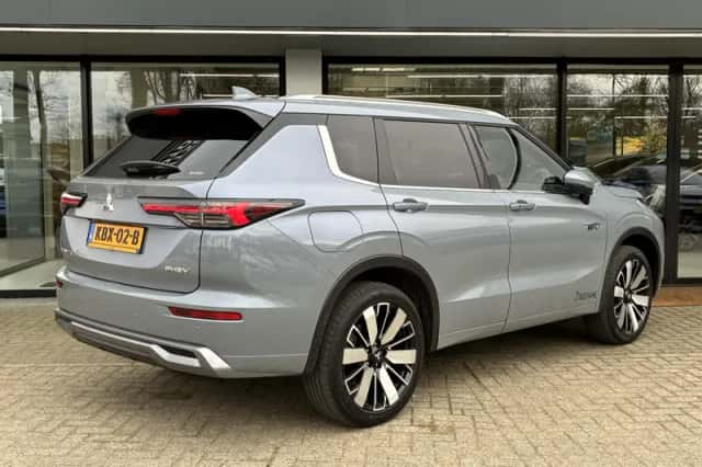 Mitsubishi Outlander (2026) thumbnail 5