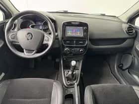 Renault Clio (2018) thumbnail 3