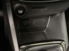 Renault Clio (2018) thumbnail 35