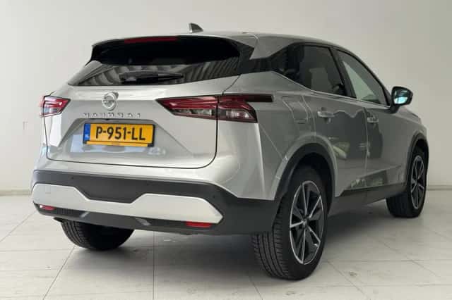 Nissan Qashqai (2022) thumbnail 2