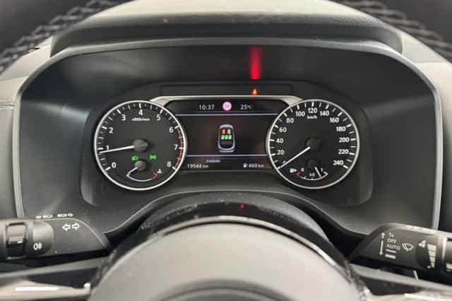 Nissan Qashqai (2022) thumbnail 4