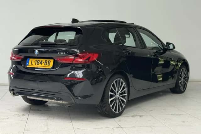 BMW 1-Serie (2021) thumbnail 2