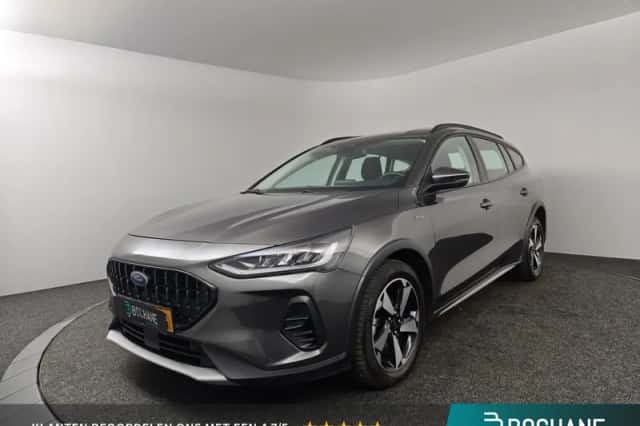 Ford Focus (2023) thumbnail 1