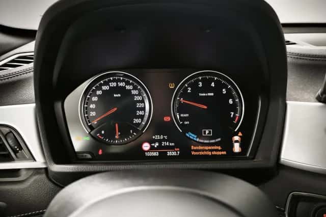 BMW X1 (2022) thumbnail 4