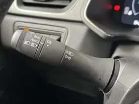 Renault Captur (2025) thumbnail 30