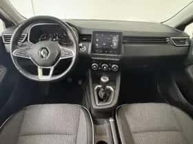 Renault Clio (2020) thumbnail 3
