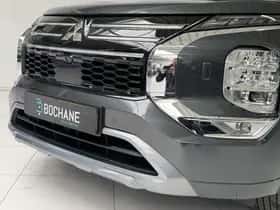 Mitsubishi Outlander (2026) thumbnail 13