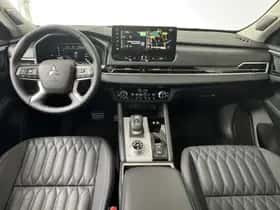 Mitsubishi Outlander (2026) thumbnail 3