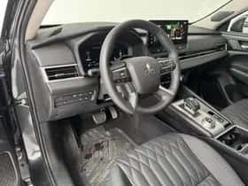 Mitsubishi Outlander (2026) thumbnail 21