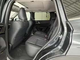 Mitsubishi Outlander (2026) thumbnail 37