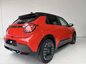 Nissan Micra thumbnail 5