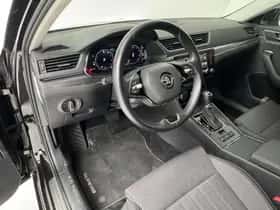 Škoda Superb (2022) thumbnail 18