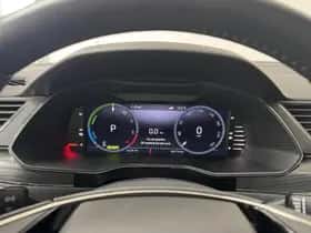 Škoda Superb (2022) thumbnail 4