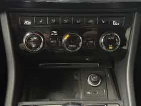 Škoda Superb (2022) thumbnail 5