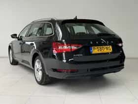 Škoda Superb (2022) thumbnail 9