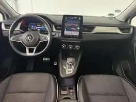 Renault Captur (2021) thumbnail 3