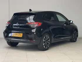 Renault Clio (2024) thumbnail 2
