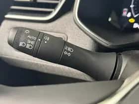 Renault Clio (2024) thumbnail 16