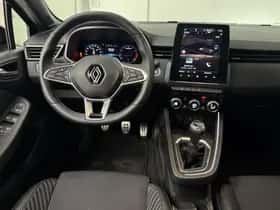 Renault Clio (2023) thumbnail 3